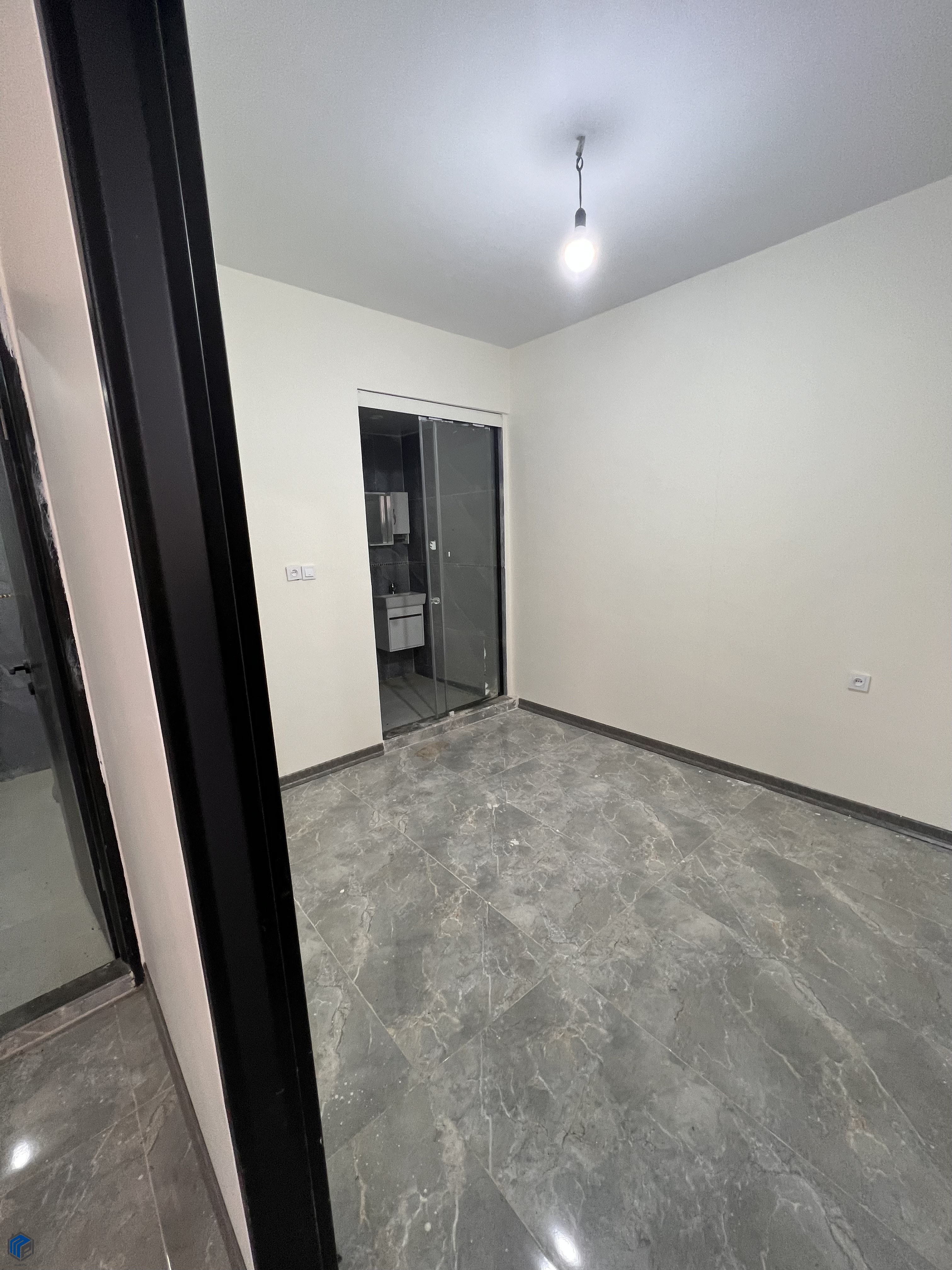 ۳۰۰ مترویلا خوش قیمت - تصویر 6