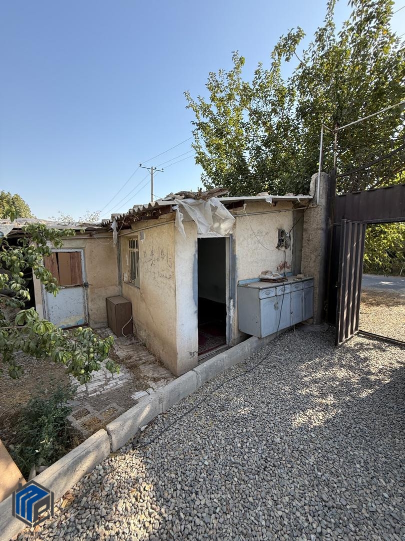 2400 متر زمین - تصویر 2