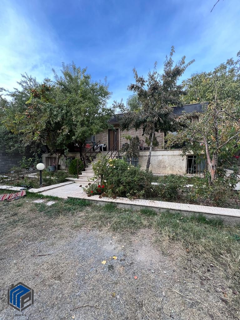 کردان - روستای شنده داخل بافت ۱۲۰۰ متر زمین