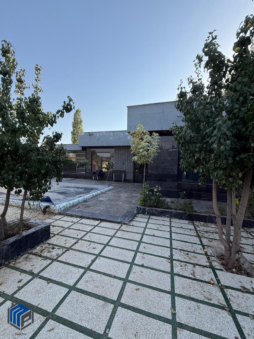 500 متر زمین 170 متر بنا