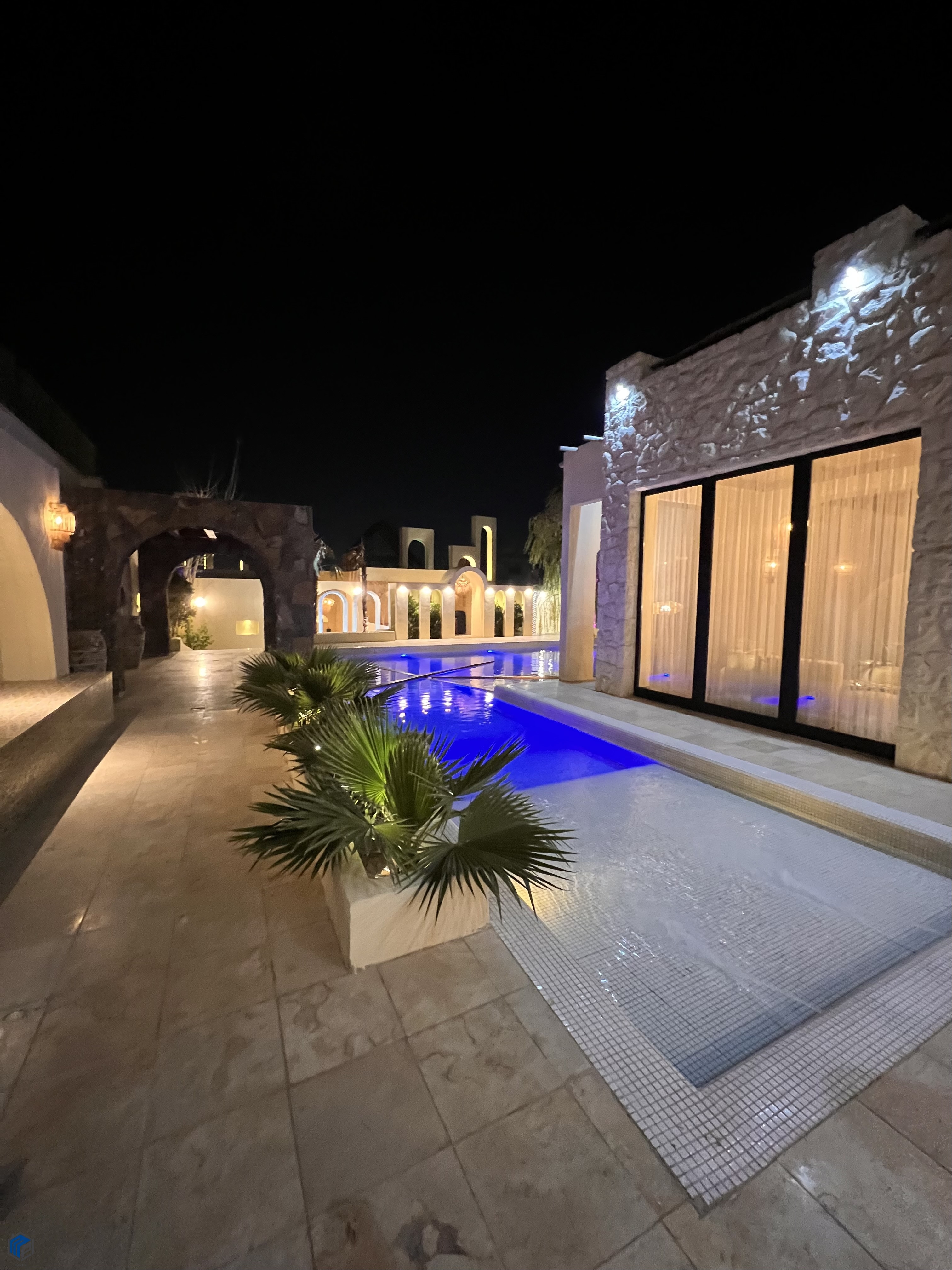 ویلا مدیترانه ای به سبک کازابلانکا - تصویر 3