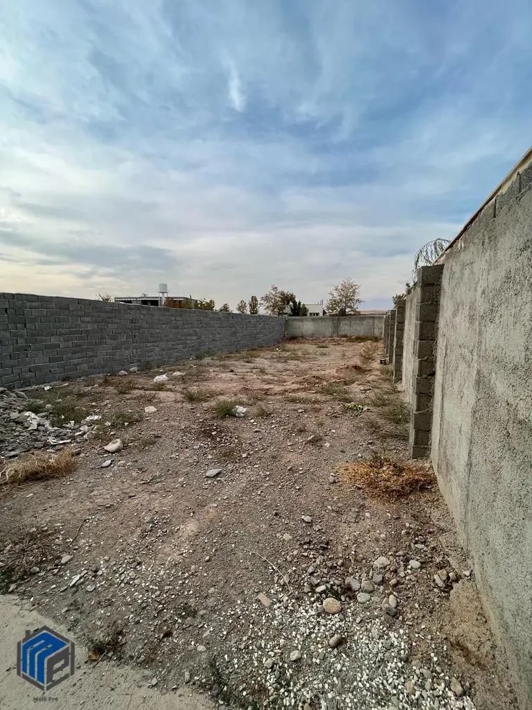 کوهسار ۳۰۰ متر چهاردیواری - لوکیشن نزدیک به اتوبان