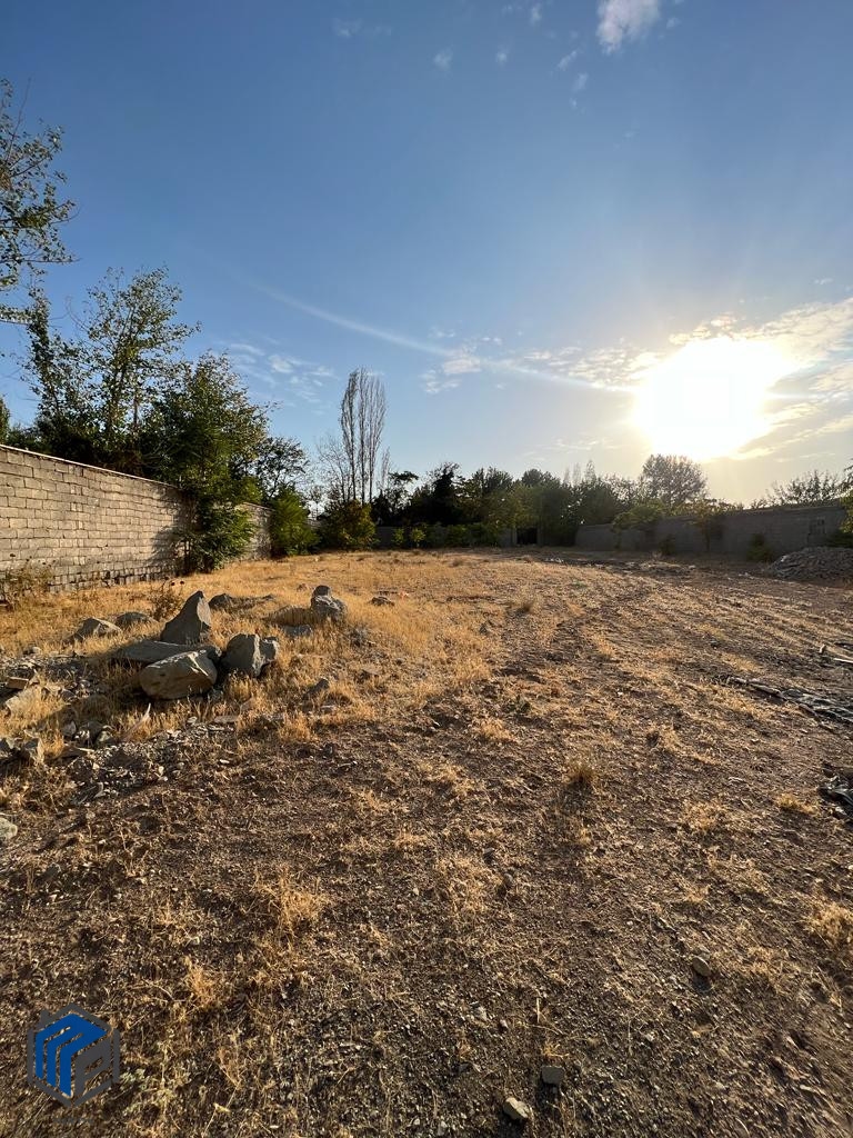 1800 متر زمین  3 قطعه مجزا ( شهرکی ) - تصویر 2
