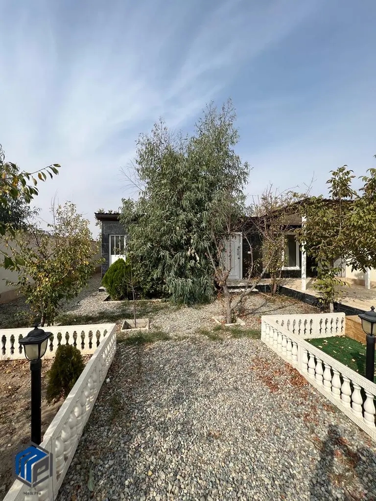 چهارباغ روستای عرب آباد ۶۸۰متر زمین ۶۰متر بنا