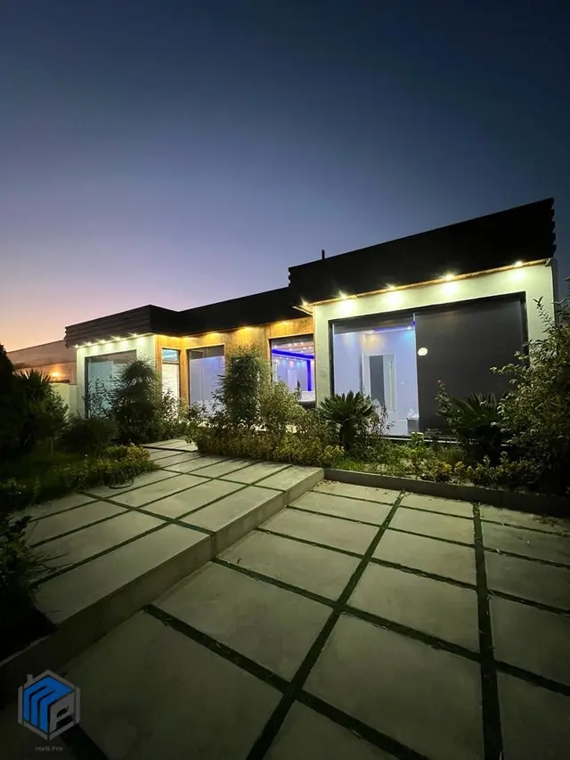 تهراندشت روستای سعید اباد 400 متر زمین 200 متر بنا