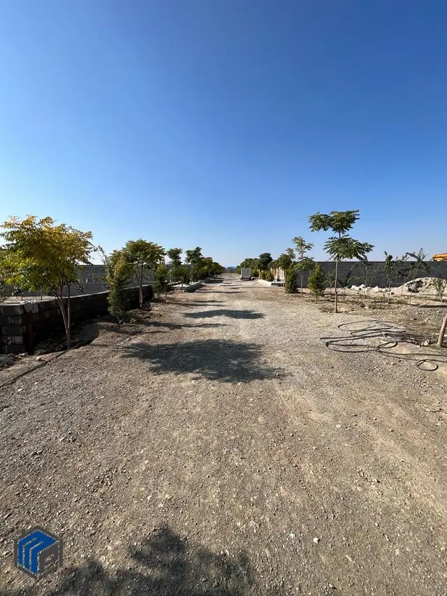 چهارباغ شهرک کامرانیه قواره های ۶۷۰ متری