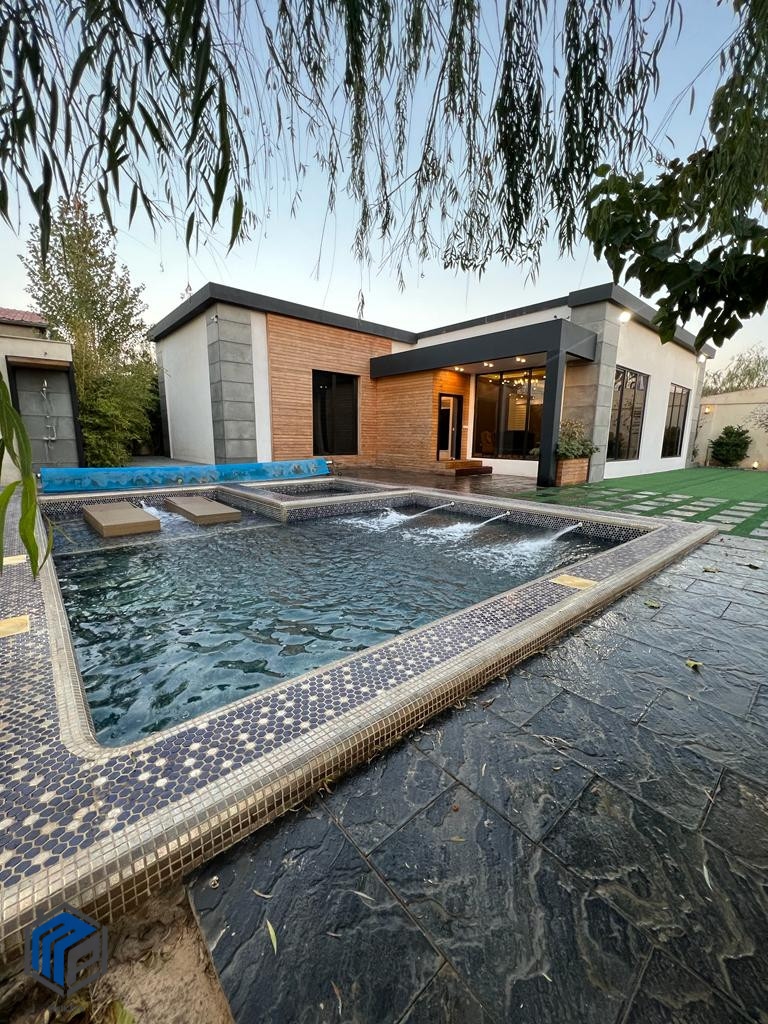 تهراندشت ۱۵۰۰متر زمین ۳۰۰متر بنا