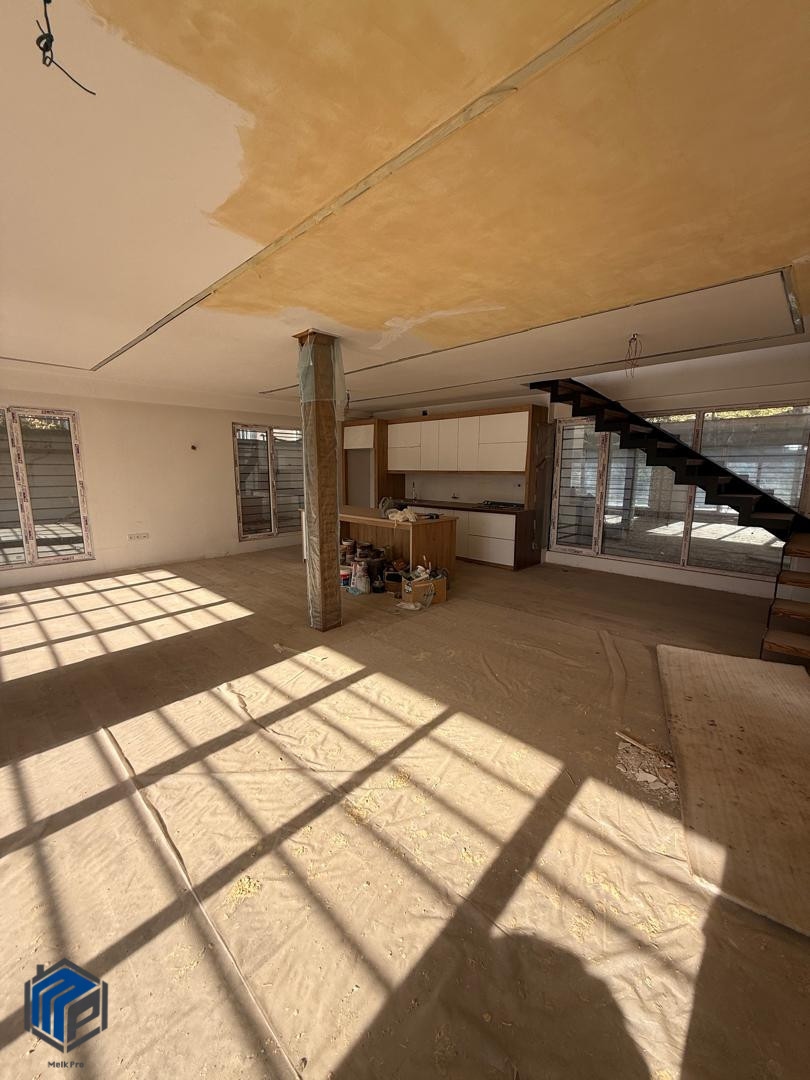 825 متر زمین 250 متر بنا - تصویر 14