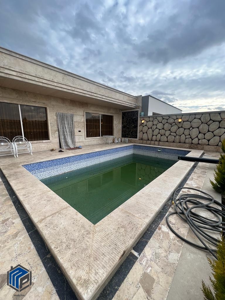 سهیلیه محمد اباد افشار ۳۵۰ متر زمین ۱۲۰ متر بنا