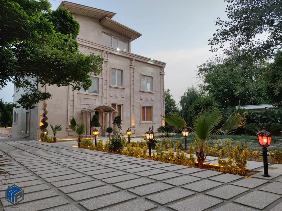 1812 متر زمین 320 متر ساختمان تریبلکس