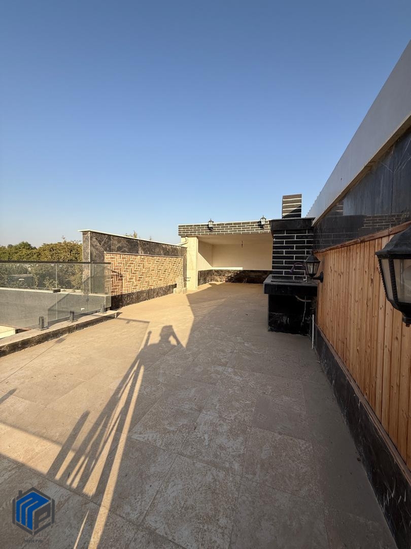 320 متر زمین 130 متر بنا - تصویر 2