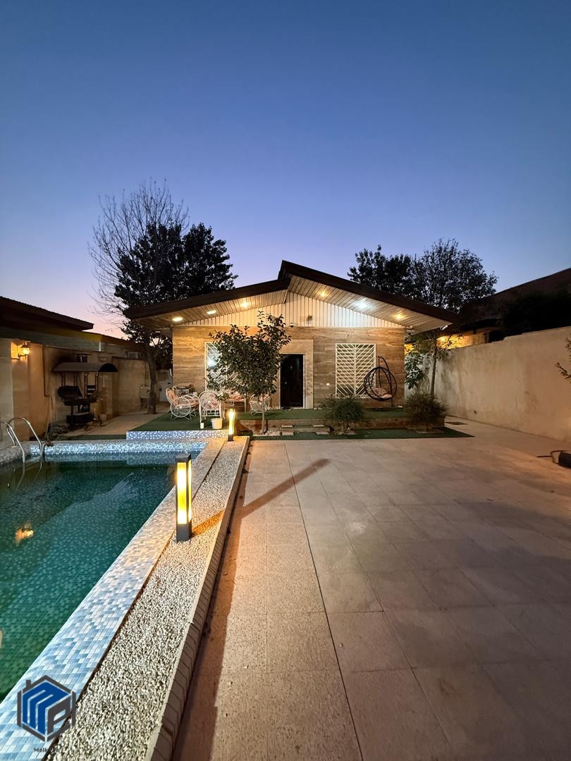 880 متر زمین 100متر بنا