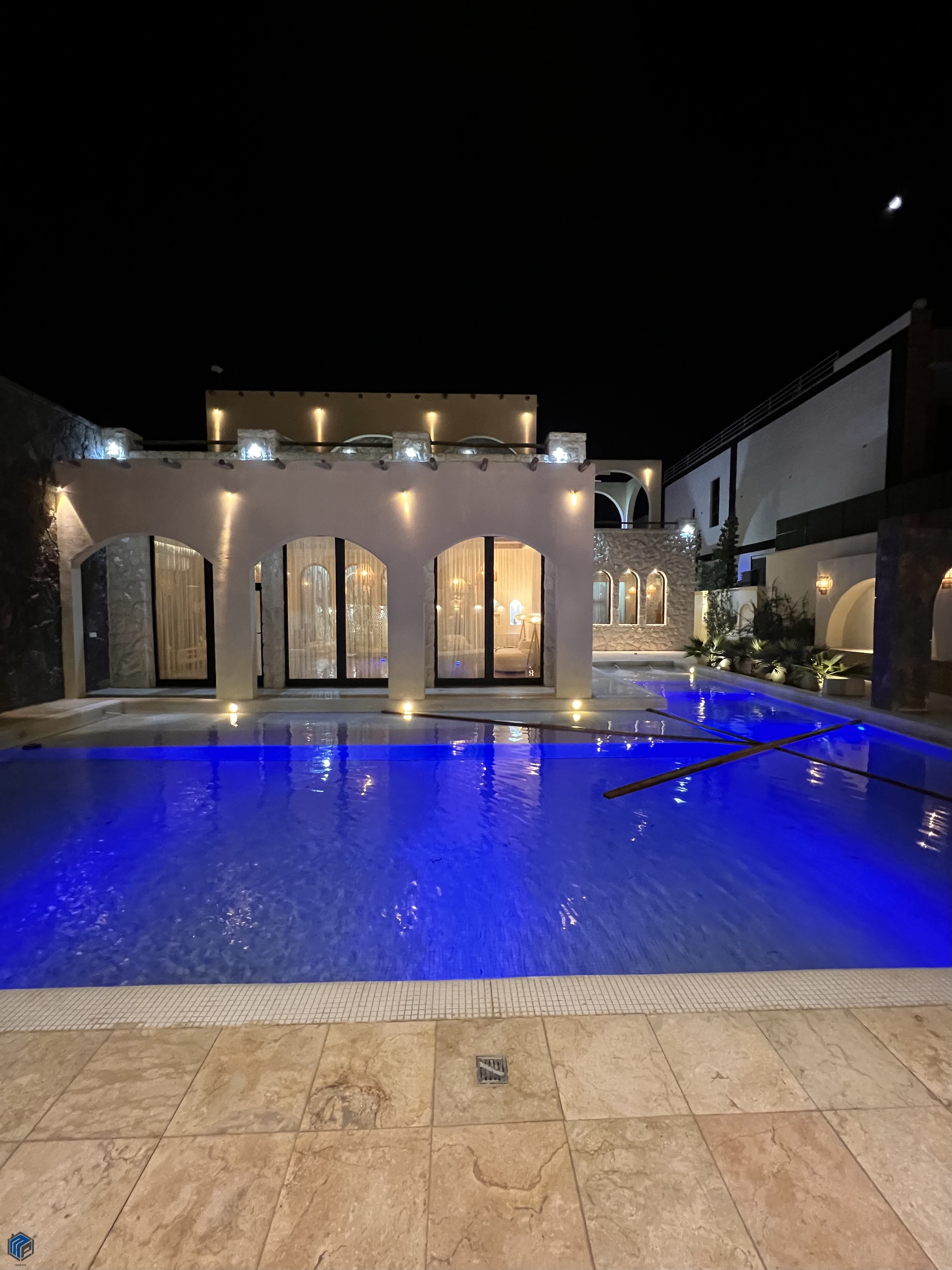 ویلا مدیترانه ای به سبک کازابلانکا - تصویر 2