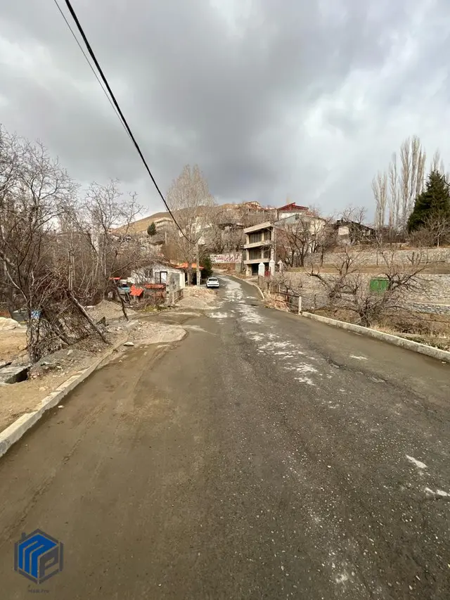 کردان اغشت ۲۵۰ متر زمین - تصویر 1